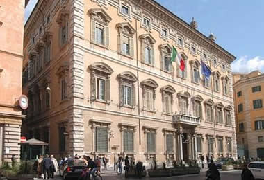 Palazzo_Madama_esterno_1--400x300